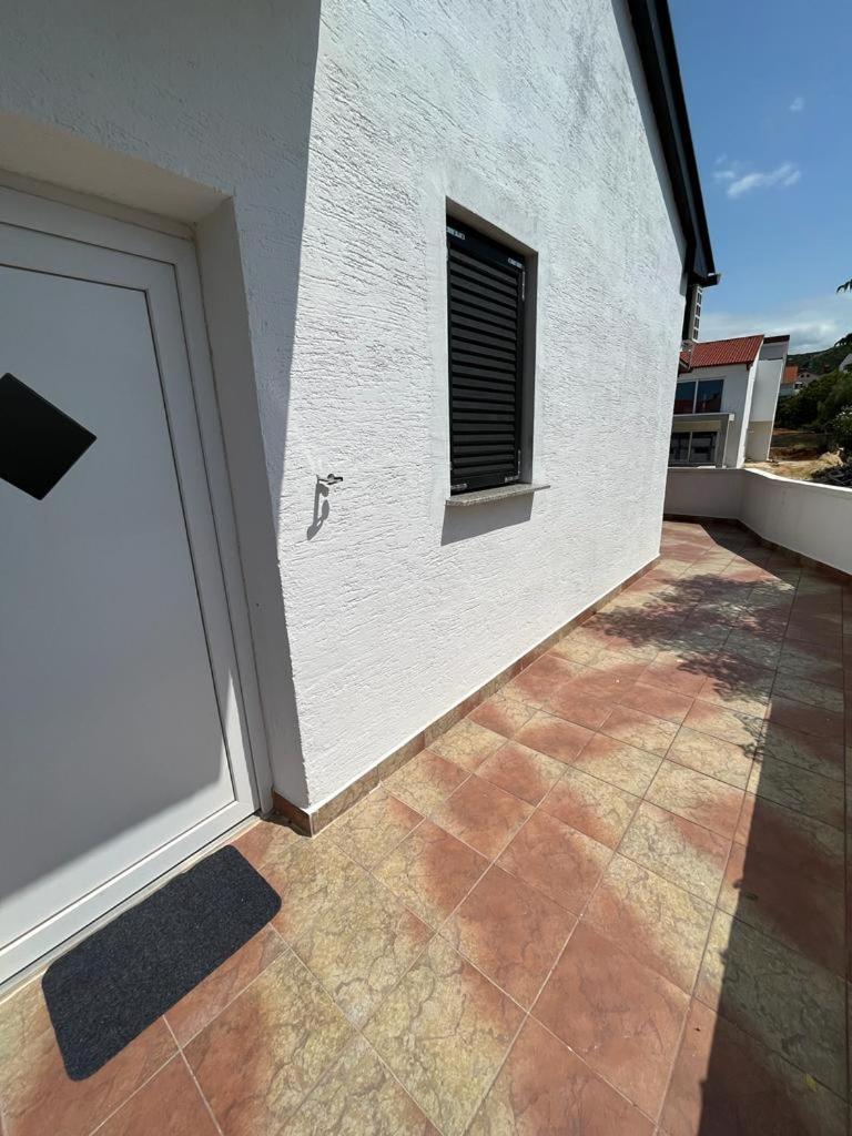 Apartman Joanna Stara Novalja Exterior foto